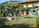 Komen Brestovica pri Komnu 220 m2 Vrstna