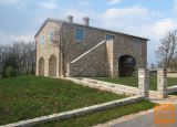Buje okolica 180 m2 Samostojna