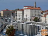 Piran top lokacija, 1. linija ob morju Vrstna 140 m2