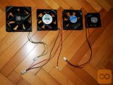 3 računalniški ventilatorji, različnih modelov in velikosti