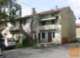 Divača Vrstna 243 m2