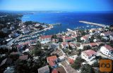 Malinska,okolica- građevinsko zemljište 700 m od mora!