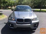 Želim podariti avtomobil BMW X6 od svojega pokojnega sina