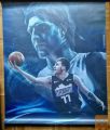 PRODAM POSTER LUKA DONČIČA ( Dirk Nowitzki v ozadju--platno)